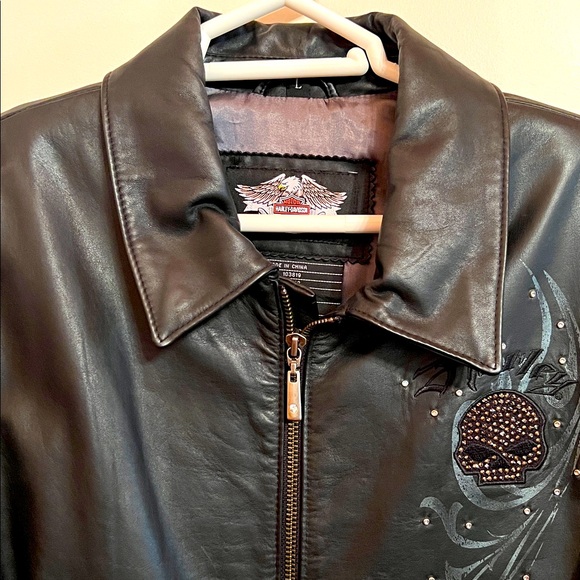 Harley-Davidson Black Women's Leather Jacket with Rhinestones Embellishments. - Picture 3 of 11